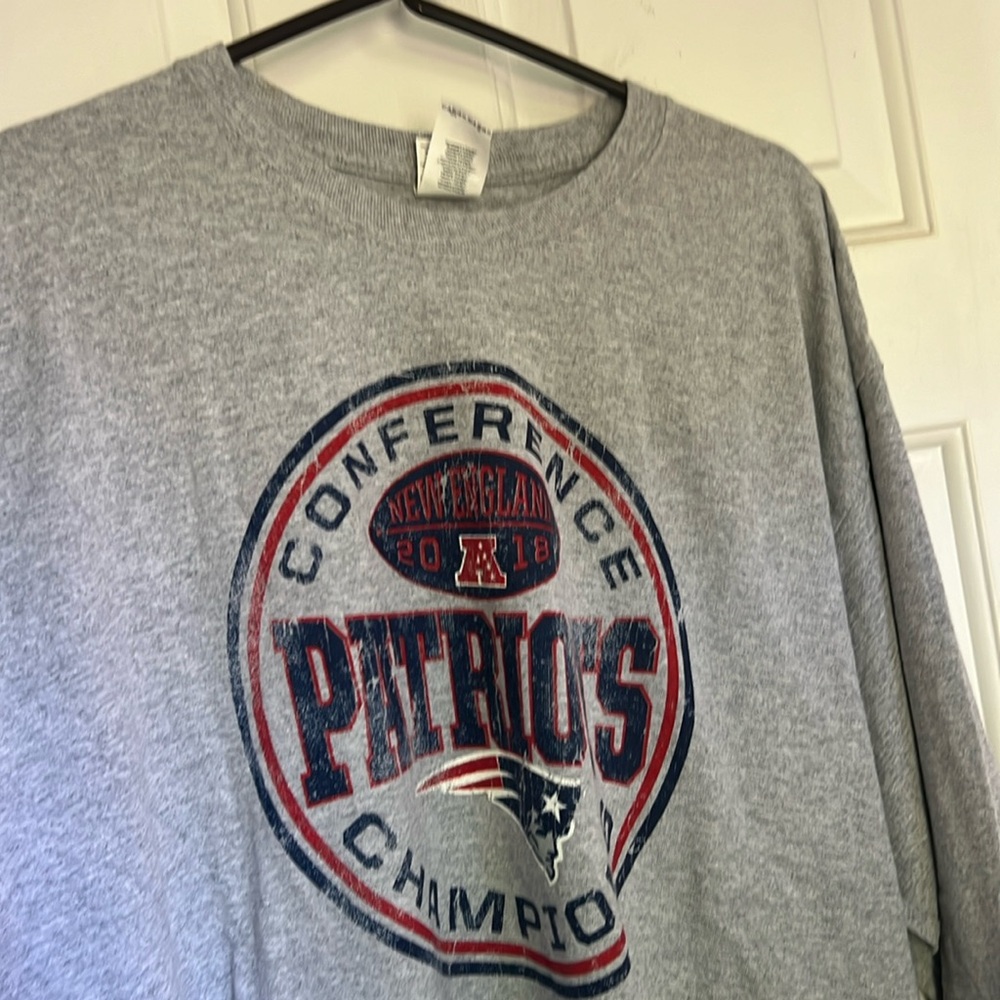 New England Patriots long sleeve T shirt